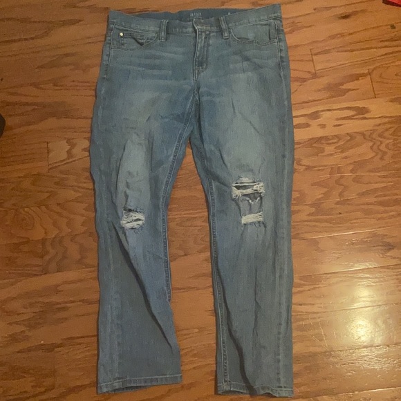 A.n.a Women’s Skinny Boyfriend Cropped Jeans with Small Rips 8 - Picture 2 of 7